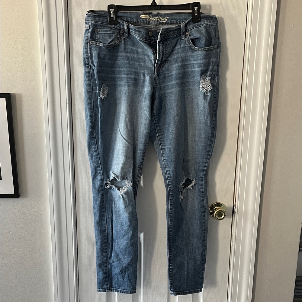 Old Navy Women's Distressed Blue Straight Leg Jeans